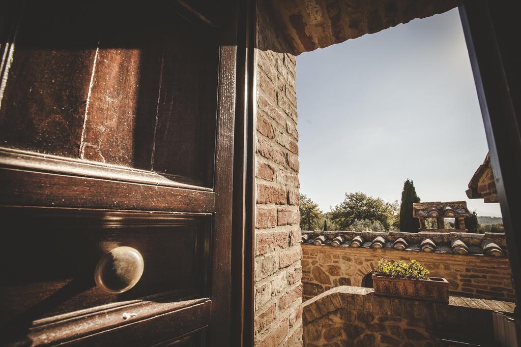 Agriturismo Zampugna Montefollonico ภายนอก รูปภาพ